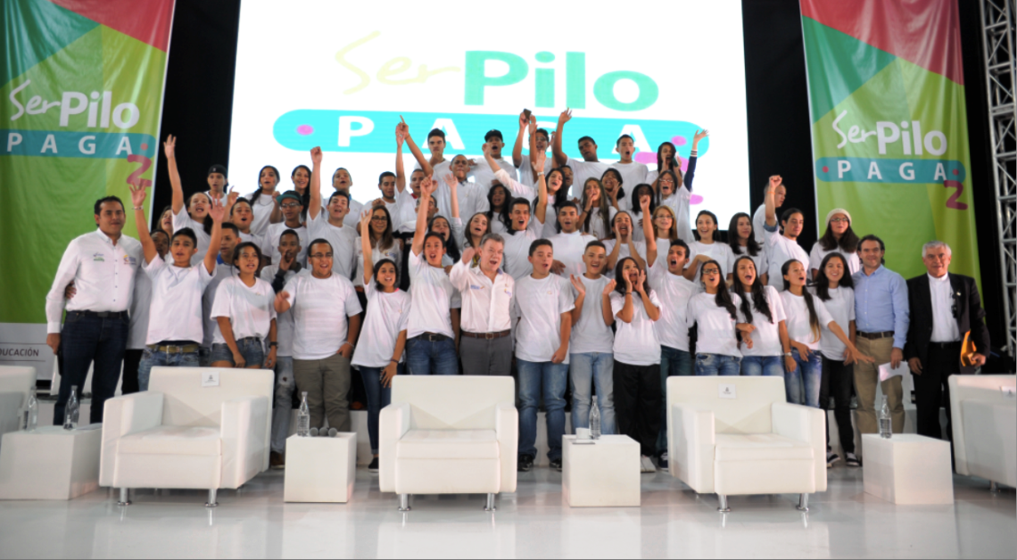 Presidente Santos y Gina Parody, dieron bienvenida a 2.319 beneficiarios de "Ser Pilo Paga 2" que estudiarán en Antioquia